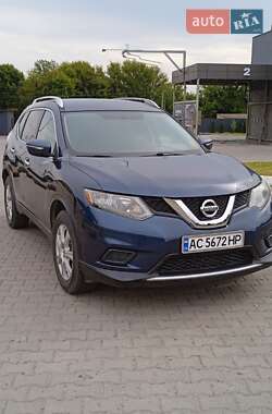 Внедорожник / Кроссовер Nissan Rogue 2015 в Луцке