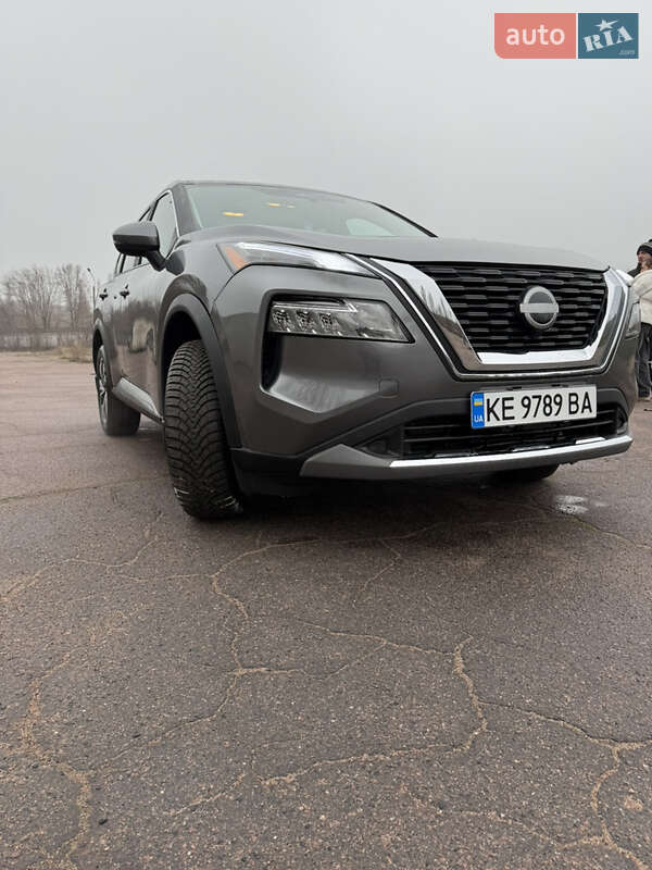 Внедорожник / Кроссовер Nissan Rogue 2022 в Каменском