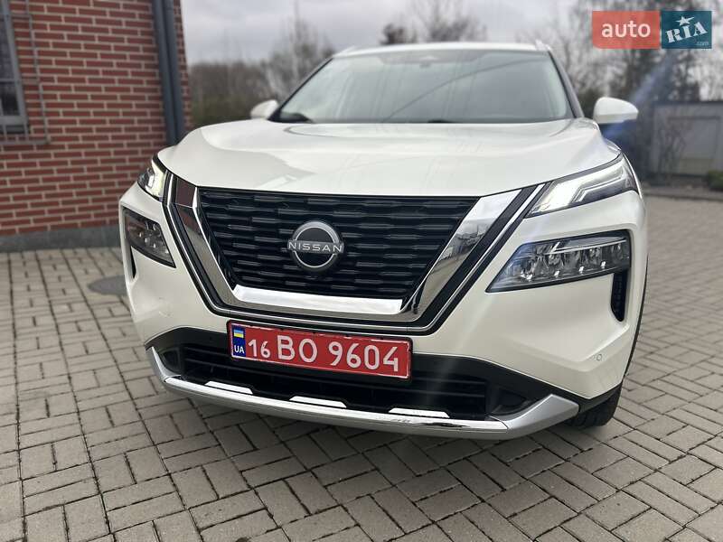 Внедорожник / Кроссовер Nissan Rogue 2022 в Львове