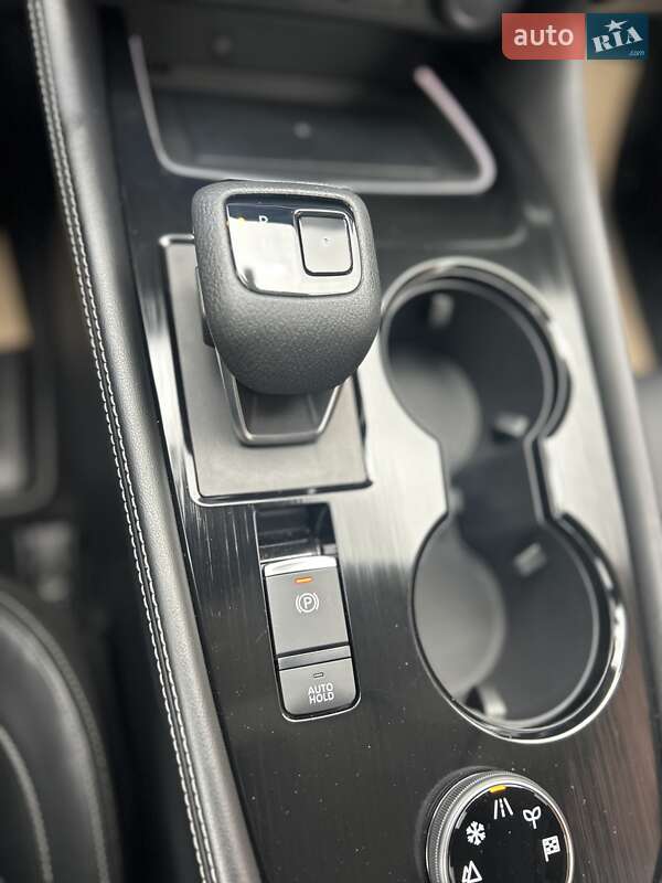 Внедорожник / Кроссовер Nissan Rogue 2022 в Львове