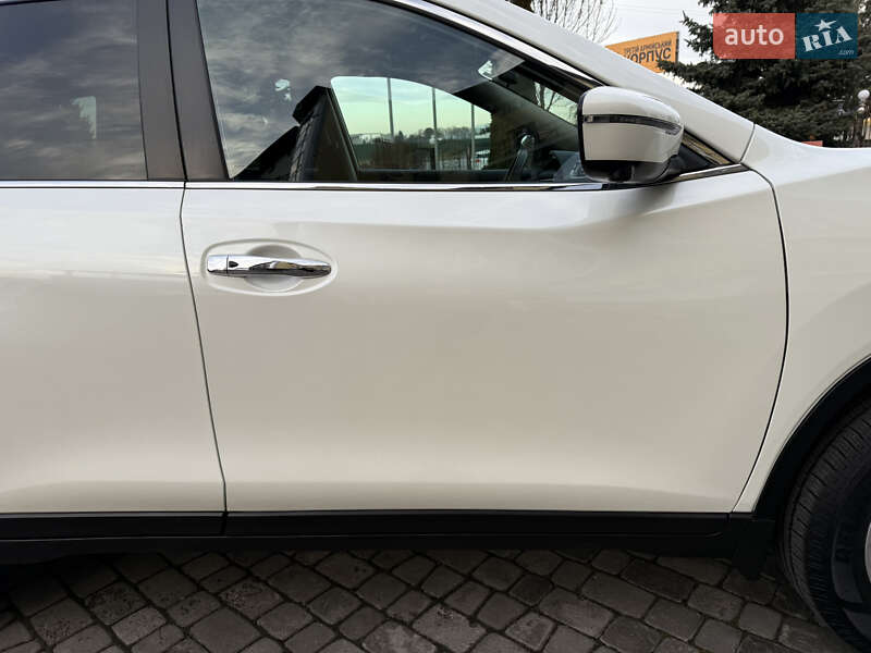 Позашляховик / Кросовер Nissan Rogue 2016 в Львові фото 19 Позашляховик / Кросовер Nissan Rogue 2016 в Львові