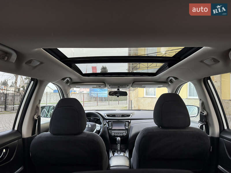 Позашляховик / Кросовер Nissan Rogue 2016 в Львові фото 47 Позашляховик / Кросовер Nissan Rogue 2016 в Львові
