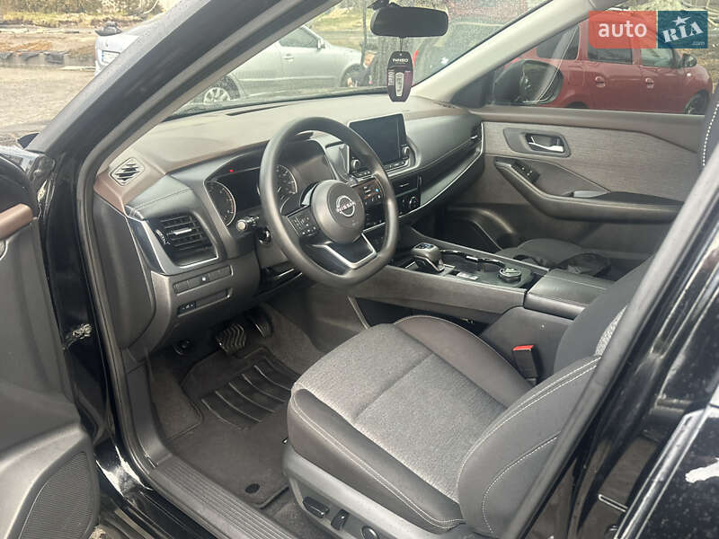 Внедорожник / Кроссовер Nissan Rogue 2022 в Львове