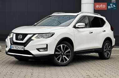 Внедорожник / Кроссовер Nissan Rogue 2018 в Киеве