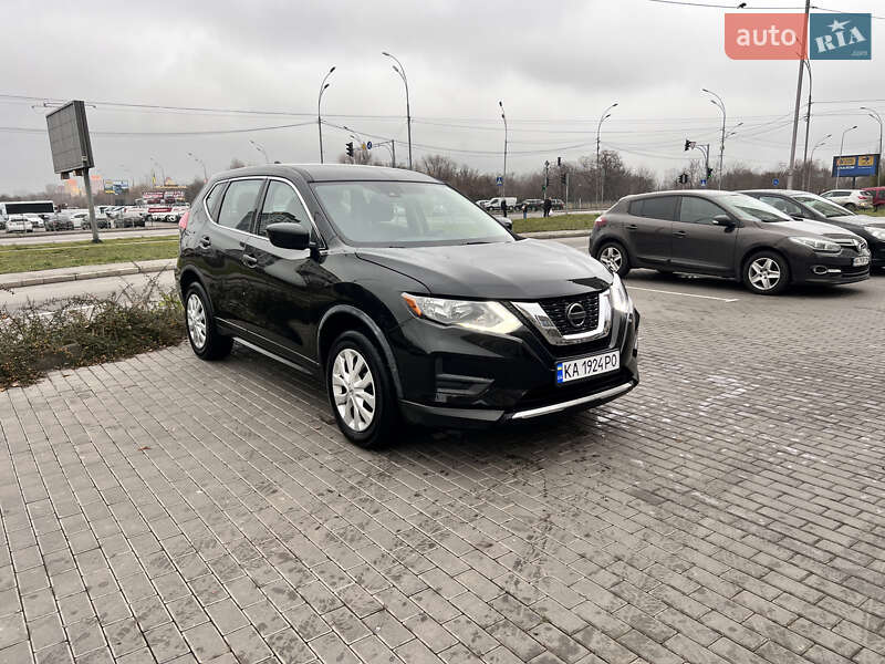 Внедорожник / Кроссовер Nissan Rogue 2019 в Киеве