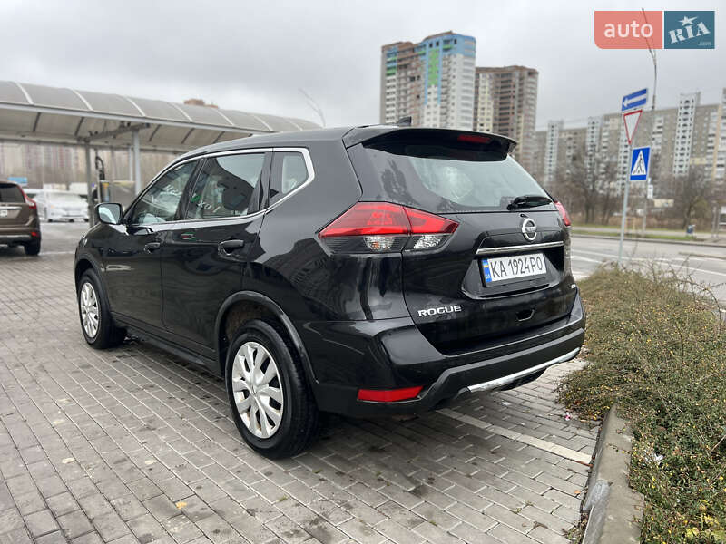 Внедорожник / Кроссовер Nissan Rogue 2019 в Киеве