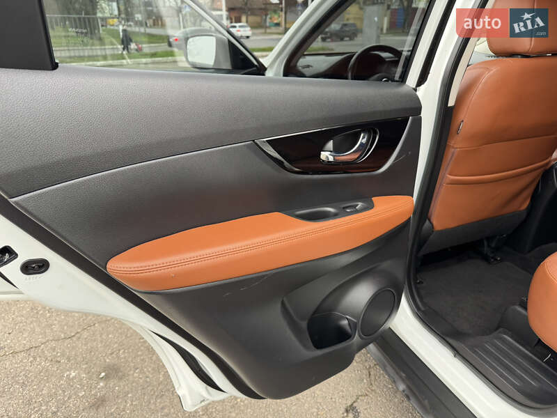 Позашляховик / Кросовер Nissan Rogue 2019 в Ізмаїлі