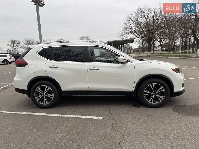 Позашляховик / Кросовер Nissan Rogue 2019 в Ізмаїлі