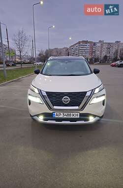 Внедорожник / Кроссовер Nissan Rogue 2021 в Киеве