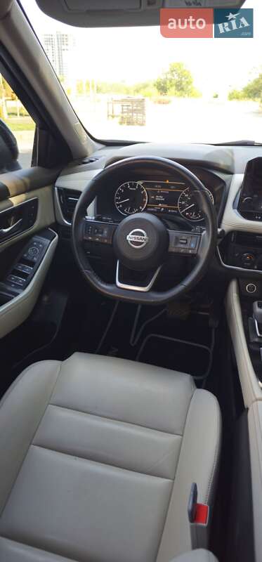 Внедорожник / Кроссовер Nissan Rogue 2021 в Киеве