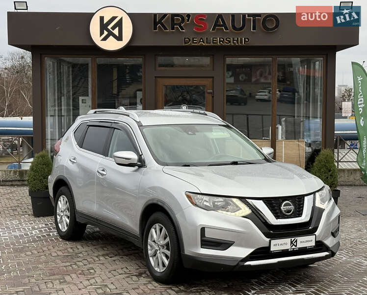 Внедорожник / Кроссовер Nissan Rogue 2018 в Харькове