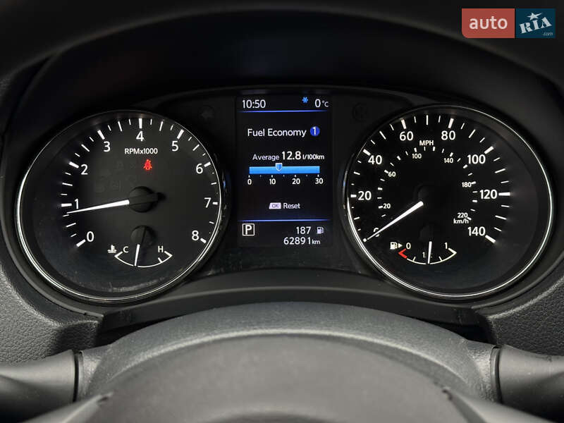 Внедорожник / Кроссовер Nissan Rogue 2018 в Харькове