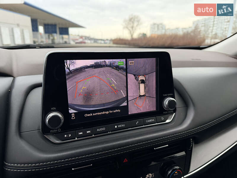 Внедорожник / Кроссовер Nissan Rogue 2021 в Запорожье