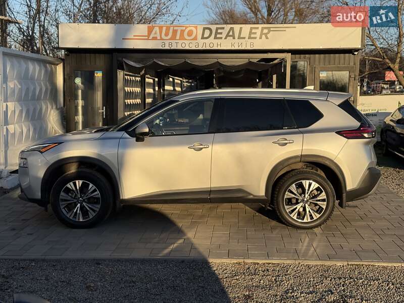 Позашляховик / Кросовер Nissan Rogue 2020 в Києві