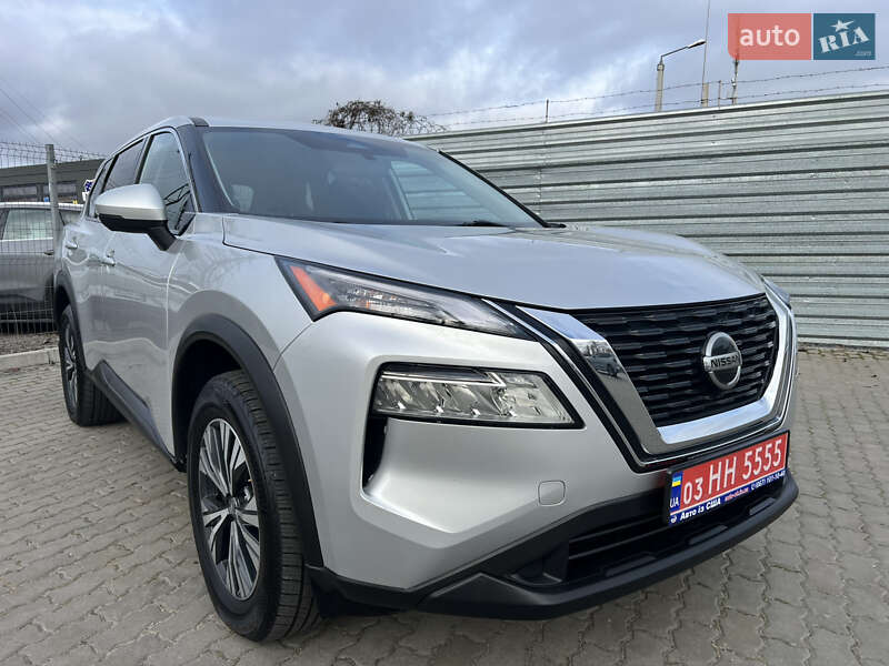 Nissan Rogue 2021