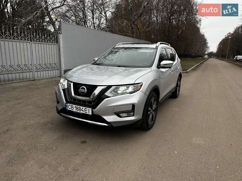 Внедорожник / Кроссовер Nissan Rogue 2017 в Броварах