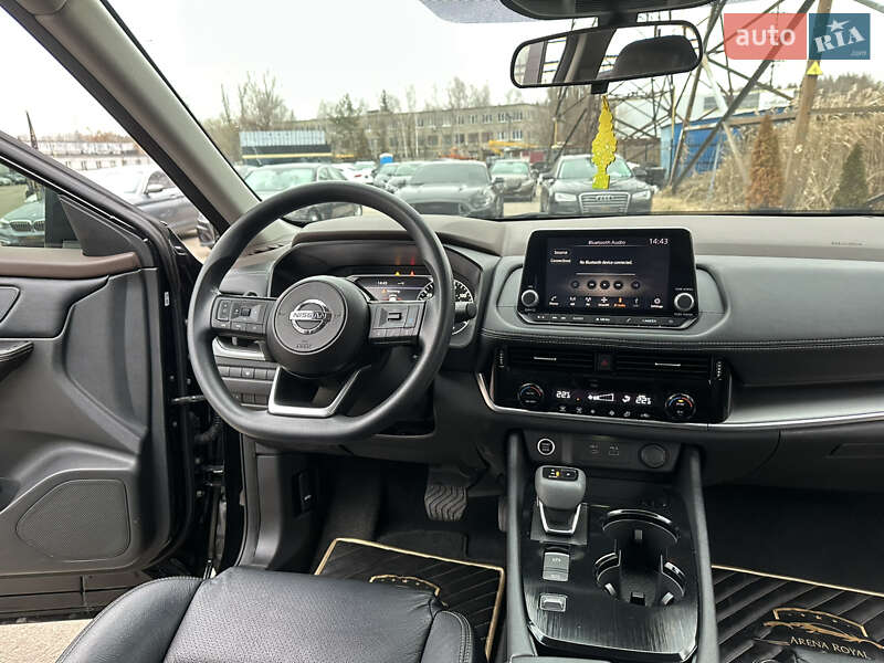 Позашляховик / Кросовер Nissan Rogue 2020 в Харкові