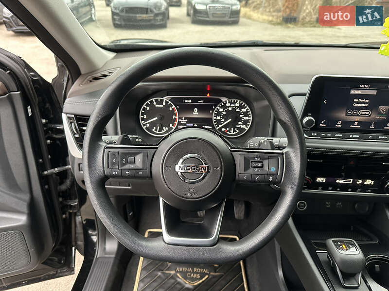 Позашляховик / Кросовер Nissan Rogue 2020 в Харкові