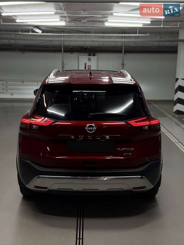 Позашляховик / Кросовер Nissan Rogue 2023 в Києві