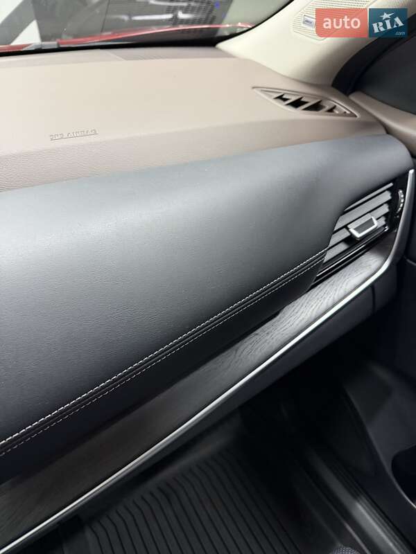 Позашляховик / Кросовер Nissan Rogue 2023 в Києві