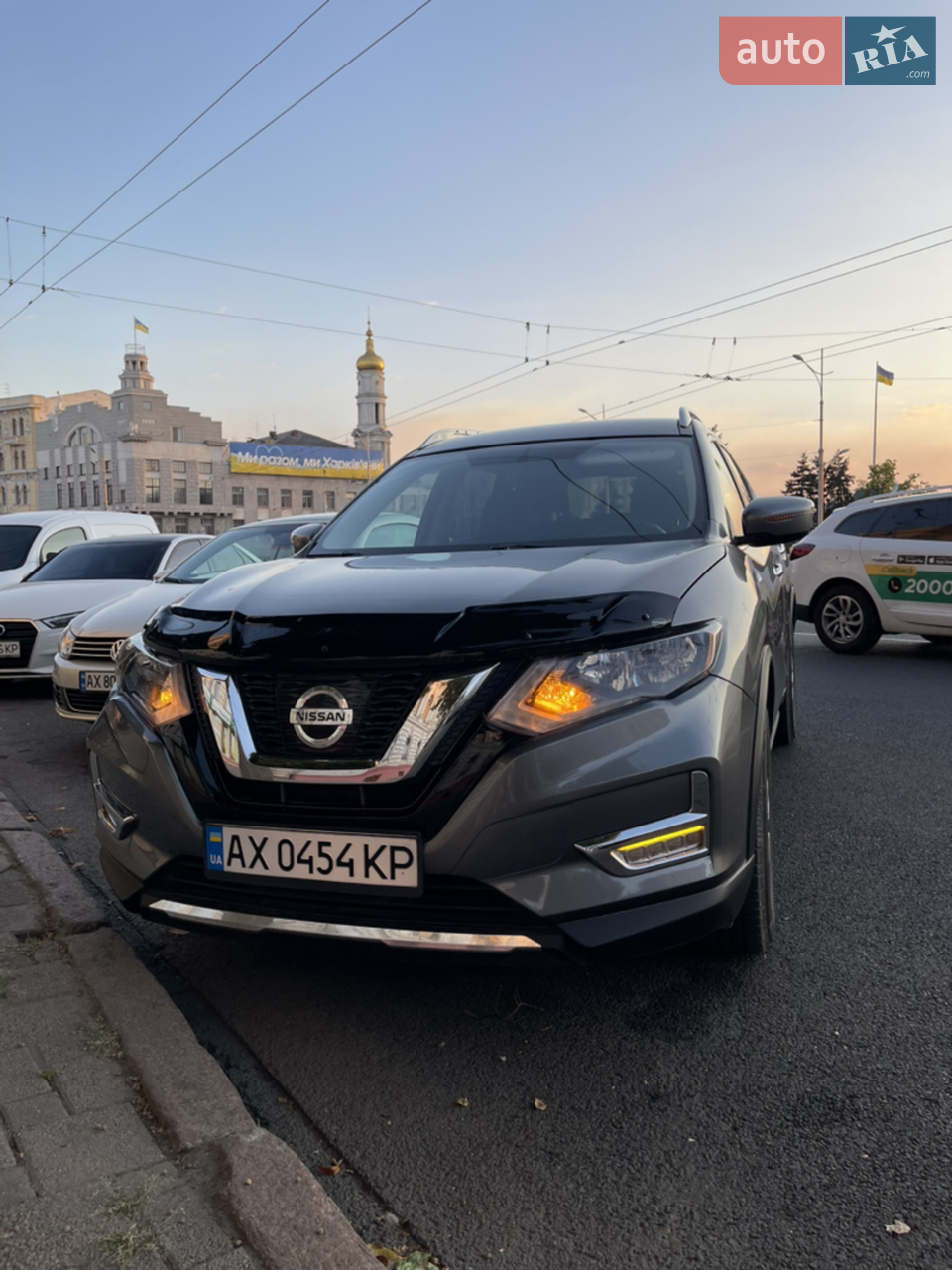 Заміна масла , двс, АКПП,регулювання клапанів. Автоматичне відкриття багажника( Hands -Free-Liftgate). 
Зимова гума 2025 року. 
Комплект літньої.
До катка.
На автомобілі встановленний газ .
Автомобіль в дуже хорошому стані .
Усі питання по телефону !