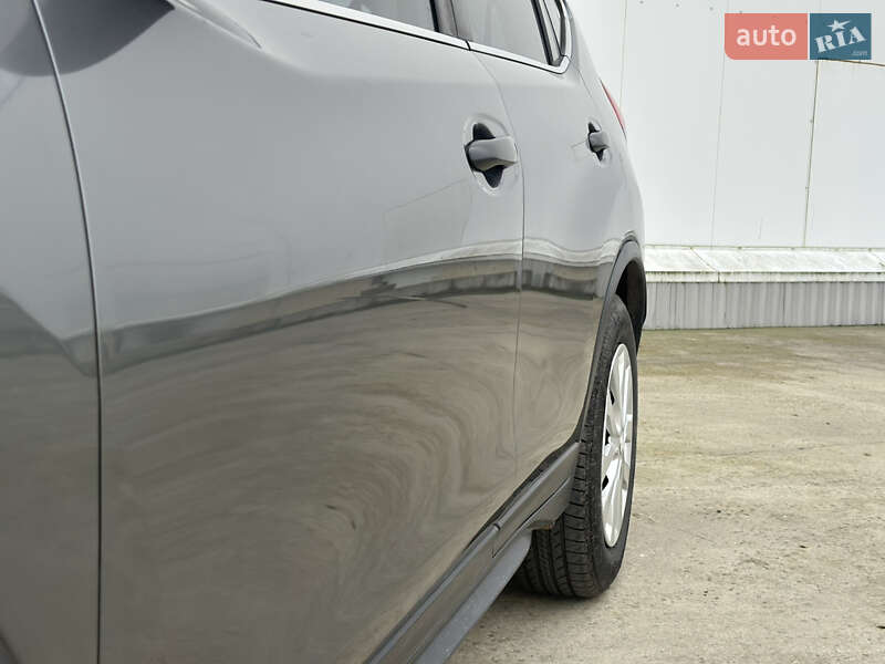 Позашляховик / Кросовер Nissan Rogue 2016 в Коростені