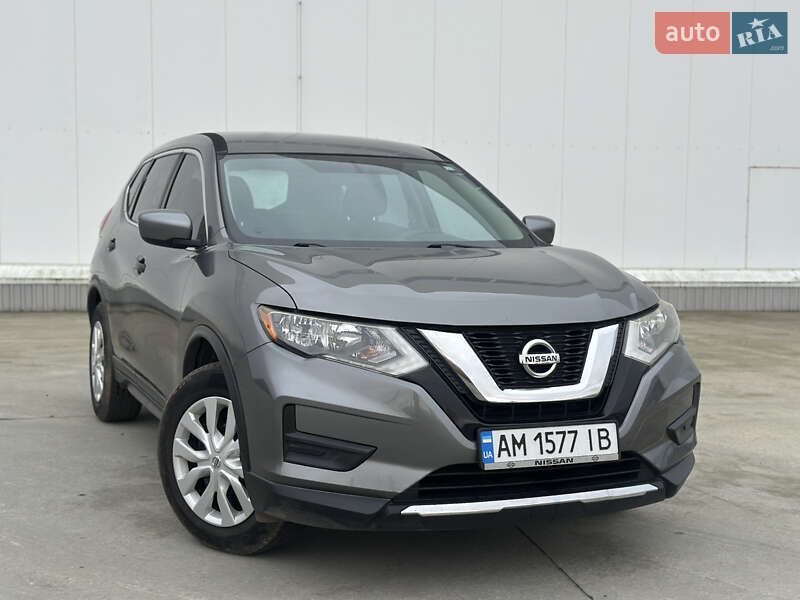 Позашляховик / Кросовер Nissan Rogue 2016 в Коростені