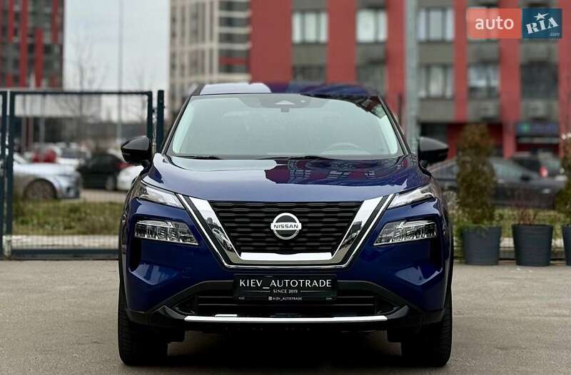 Внедорожник / Кроссовер Nissan Rogue 2020 в Киеве