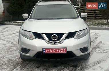 Внедорожник / Кроссовер Nissan Rogue 2015 в Лубнах