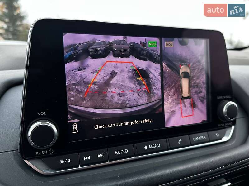 Внедорожник / Кроссовер Nissan Rogue 2021 в Харькове