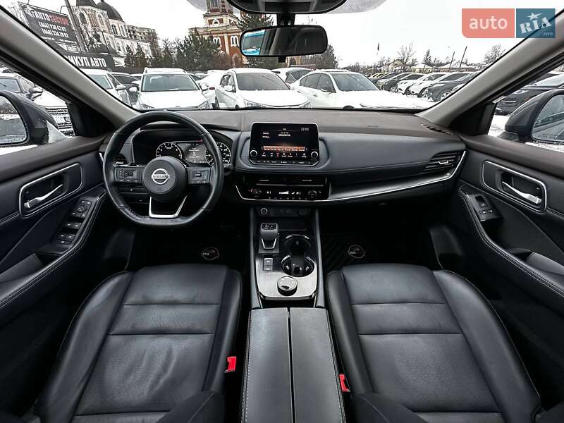 Внедорожник / Кроссовер Nissan Rogue 2021 в Харькове