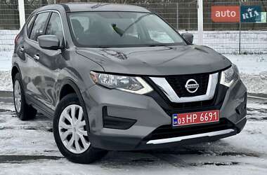 Позашляховик / Кросовер Nissan Rogue 2017 в Запоріжжі