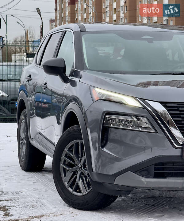 Внедорожник / Кроссовер Nissan Rogue 2023 в Киеве