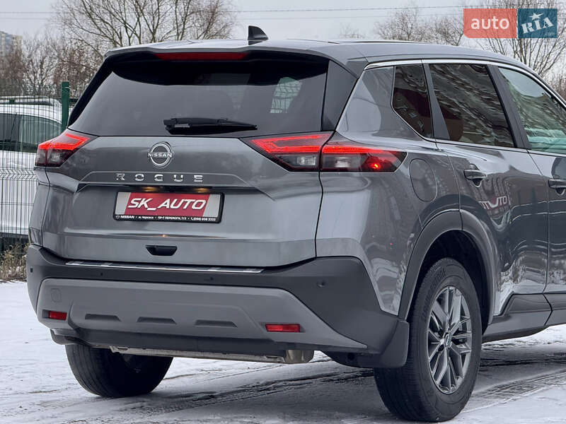 Внедорожник / Кроссовер Nissan Rogue 2023 в Киеве