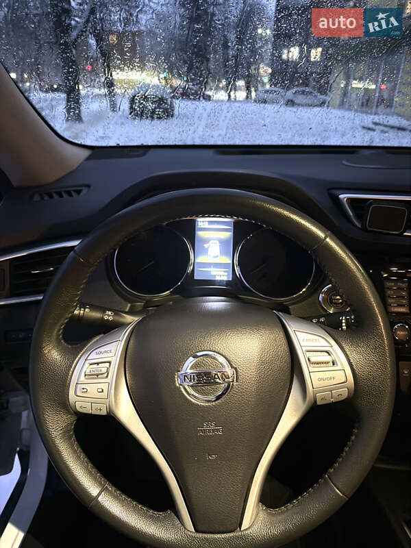 Позашляховик / Кросовер Nissan Rogue 2015 в Шостці фото 10 Позашляховик / Кросовер Nissan Rogue 2015 в Шостці