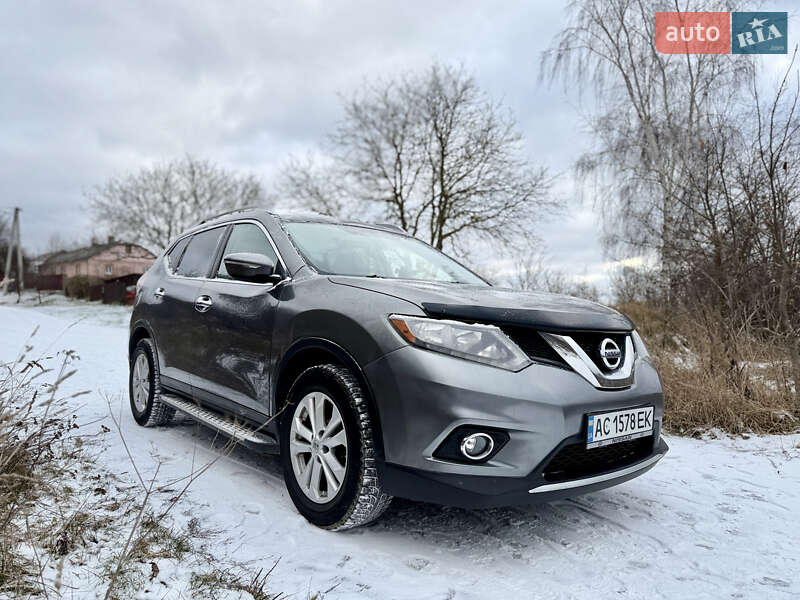 Позашляховик / Кросовер Nissan Rogue 2014 в Володимирі