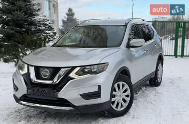 Внедорожник / Кроссовер Nissan Rogue 2017 в Харькове