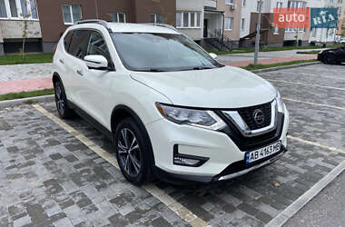 Позашляховик / Кросовер Nissan Rogue 2020 в Вінниці