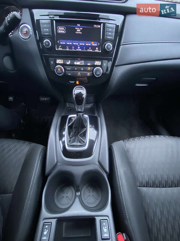 Внедорожник / Кроссовер Nissan Rogue 2019 в Житомире