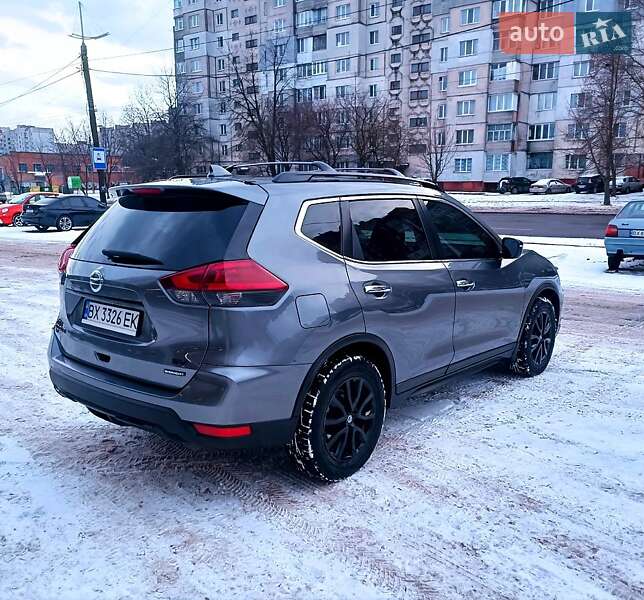 Позашляховик / Кросовер Nissan Rogue 2018 в Хмельницькому