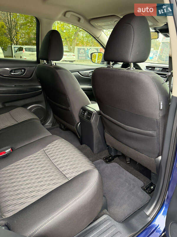 Внедорожник / Кроссовер Nissan Rogue 2019 в Кропивницком