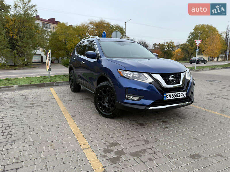 Внедорожник / Кроссовер Nissan Rogue 2019 в Кропивницком