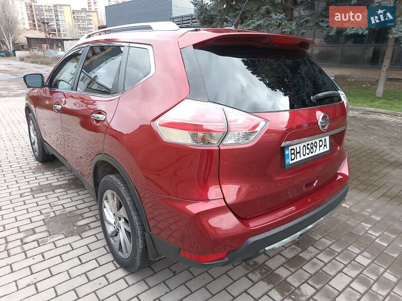 Позашляховик / Кросовер Nissan Rogue 2014 в Одесі
