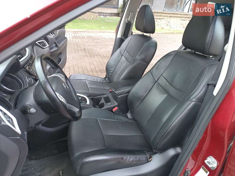 Позашляховик / Кросовер Nissan Rogue 2014 в Одесі