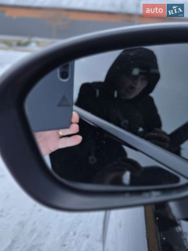 Внедорожник / Кроссовер Nissan Rogue 2021 в Тернополе