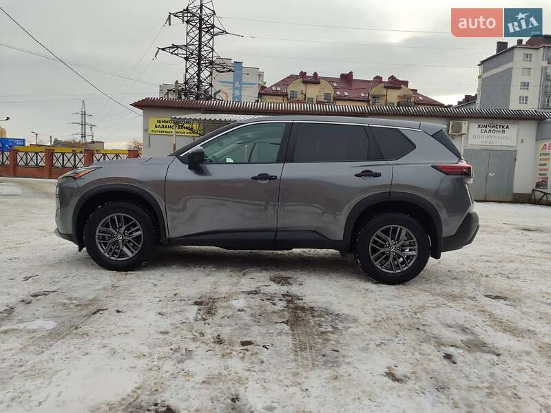 Позашляховик / Кросовер Nissan Rogue 2021 в Івано-Франківську