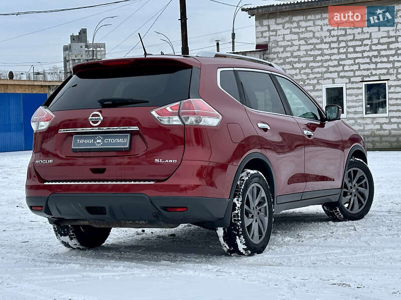 Позашляховик / Кросовер Nissan Rogue 2016 в Києві
