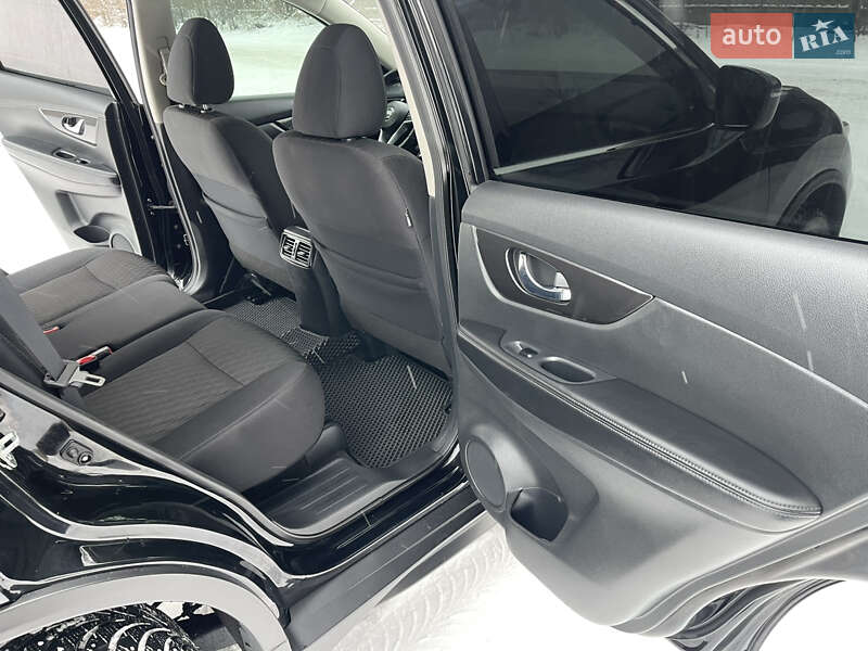 Позашляховик / Кросовер Nissan Rogue 2019 в Запоріжжі