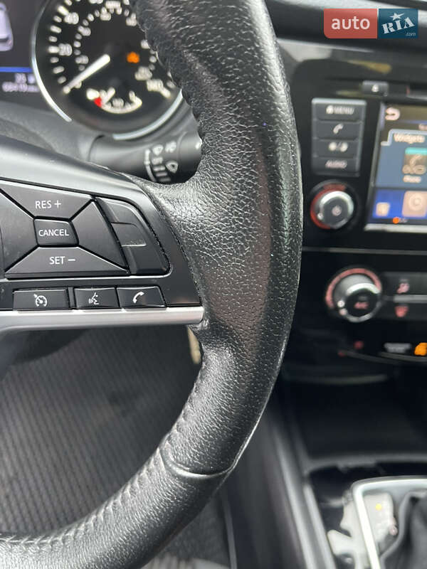 Позашляховик / Кросовер Nissan Rogue 2019 в Запоріжжі