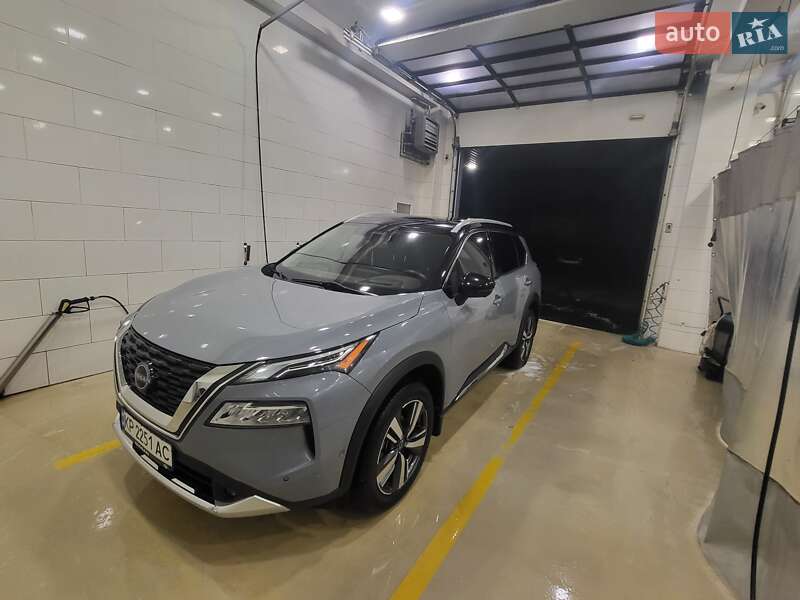 Внедорожник / Кроссовер Nissan Rogue 2022 в Запорожье